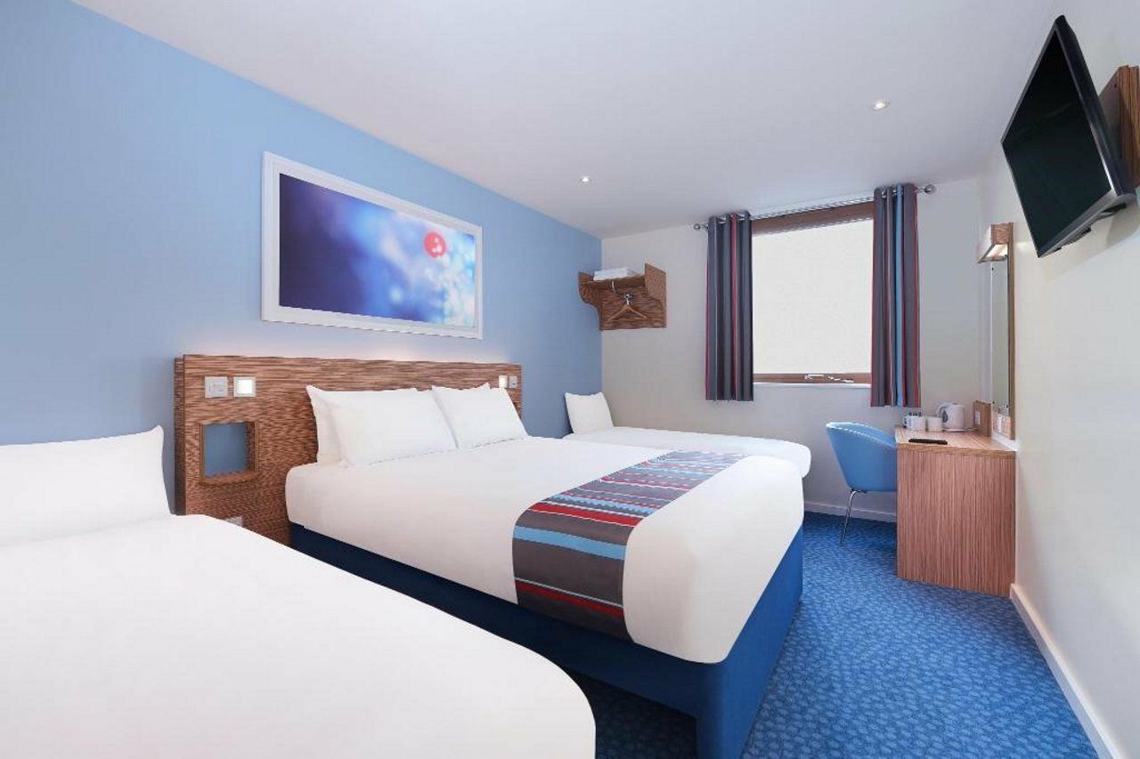 Travelodge London Raynes Park Eksteriør bilde